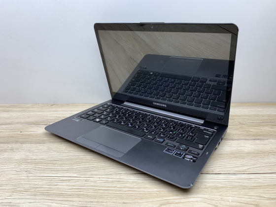 Б/в Ноутбук Samsung NP540 Intel Core i5-3317U / 8 Гб / SSD 120 Гб / Клас В