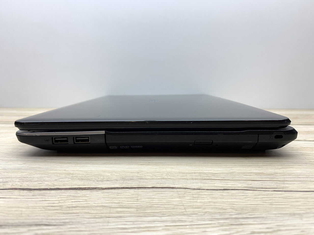 Б/в Ноутбук Acer Aspire E1-571G Intel Core i3-3120M / 4 Гб / SSD 120 Гб / Клас В
