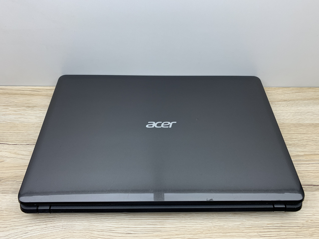 Б/в Ноутбук Acer Aspire E1-571G Intel Core i3-3120M / 4 Гб / SSD 120 Гб / Клас В