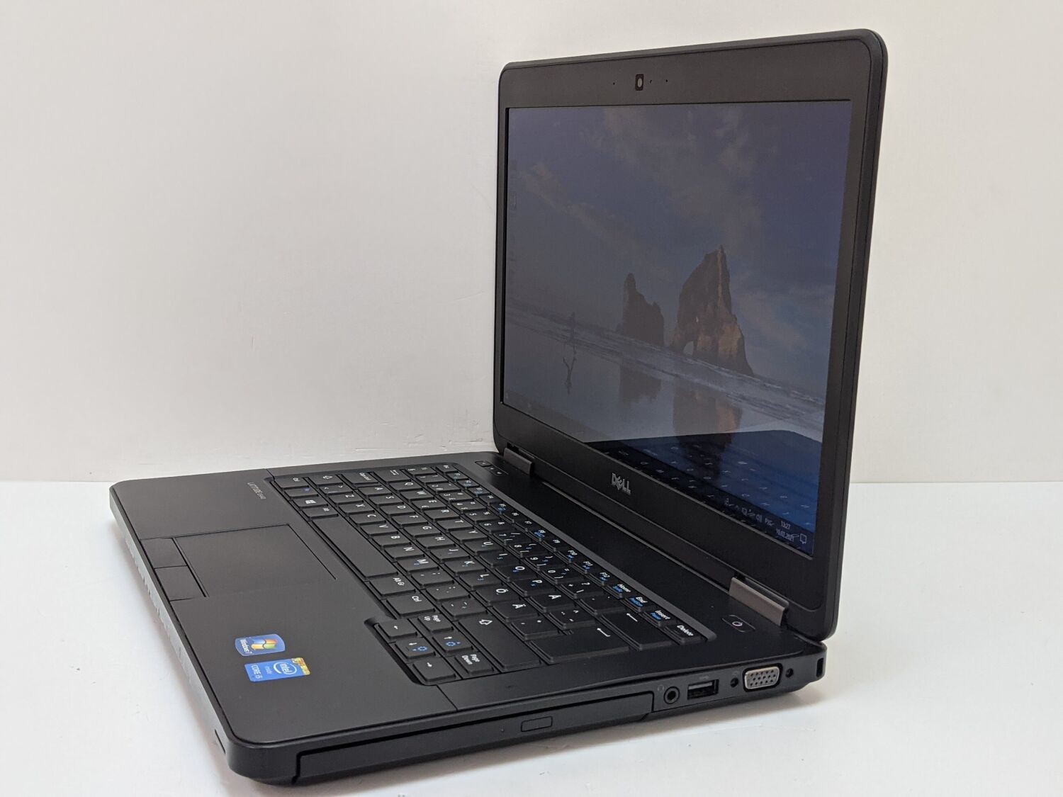 Б/в Ноутбук Dell Latitude E5440 Intel Core i5-4310U / 4 Гб / HDD 500 Гб / Клас А