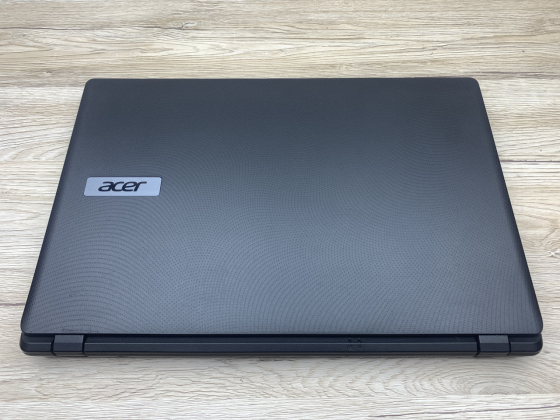 Б/в Ноутбук Acer Aspire ES1-512 / Intel Celeron N2840 / 4 Гб / SSD 120 Гб / Клас B