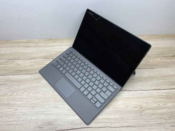 Б/в Трансформер Lenovo MiiX 520-12IKB Intel Core i5-8250U / 8 Гб / SSD 240 Гб / Клас А