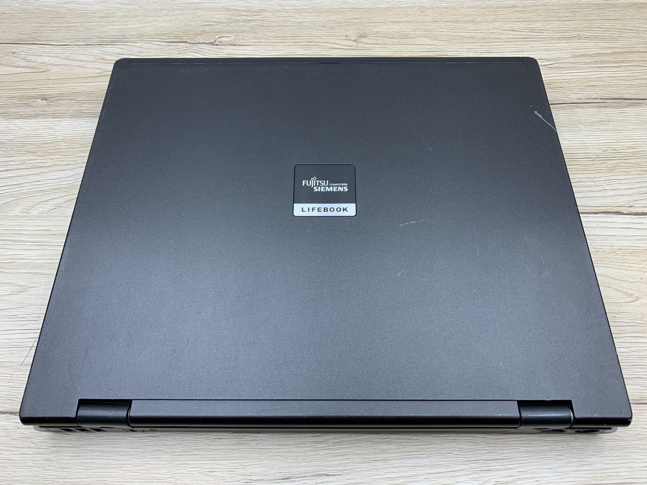 Б/в Ноутбук Fujitsu Lifebook E8110 Intel Core 2 Duo T7200 / 3 Гб / HDD 320 Гб / Клас B