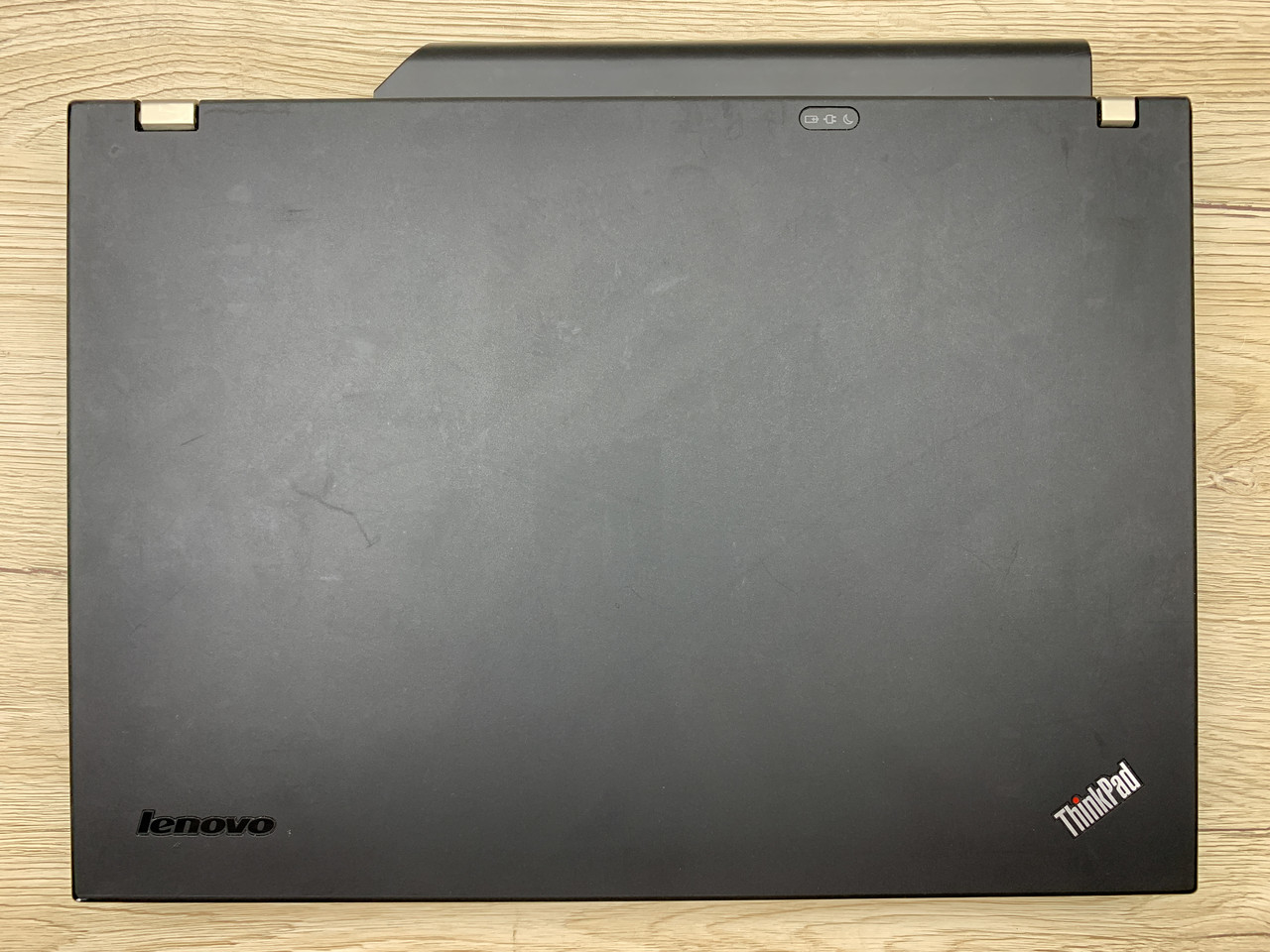 Б/в Ноутбук Lenovo ThinkPad T400 Intel Core 2 Duo P8600 / 4 Гб / SSD 120 Гб / Клас B