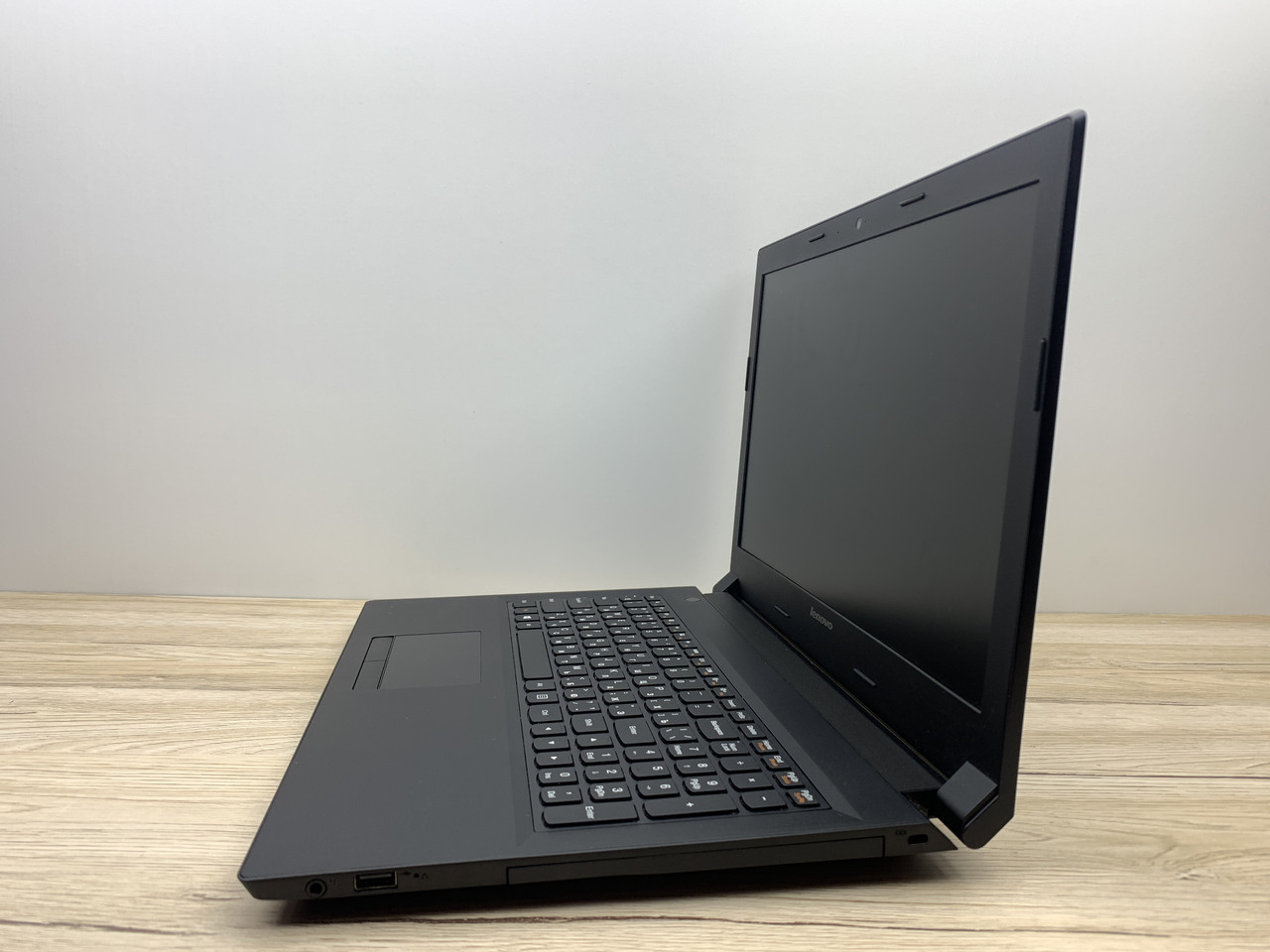 Б/в Ноутбук Lenovo B50-30 / Intel Core i5-5200U / 8 Гб / SSD 120 Гб / Клас B