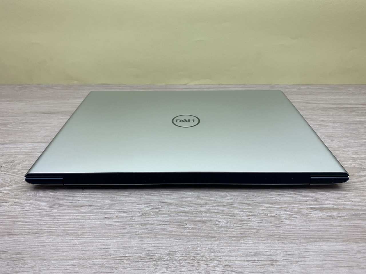 Б/в Dell Vostro 5471 14.0 FHD IPS/ i7-8550U 4(8)x 4.0GHz/ Radeon 530 4Gb/ RAM 16Gb/ SSD128Gb+HDD1TB/ АКБ 24Wh/