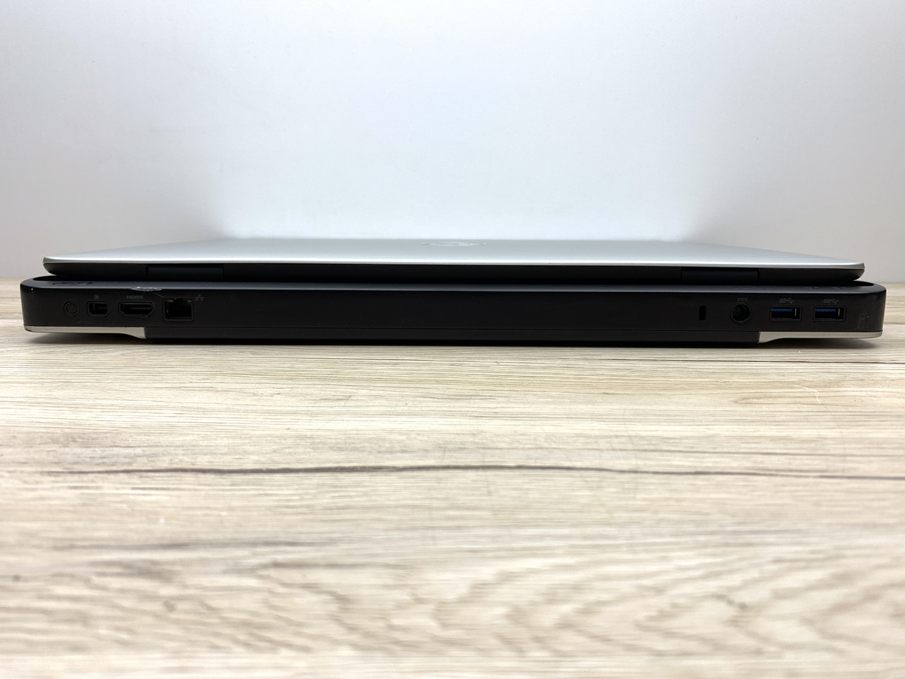 Б/в Ноутбук Dell XPS L702X Intel Core i7-2670QM / 8 Гб / SSD 120 Гб + HDD 1 Тб / Клас В