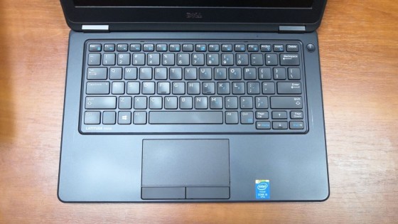 Б/в Нетбук Dell Latitude 12 E5250 Intel Core i5-5300U / 8 Гб / SSD 128 Гб / Клас А