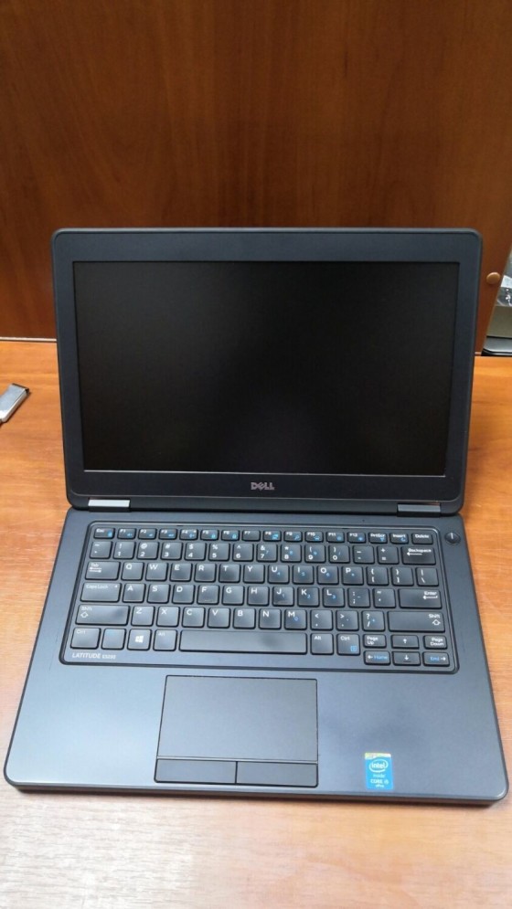Б/в Нетбук Dell Latitude 12 E5250 Intel Core i5-5300U / 8 Гб / SSD 128 Гб / Клас А