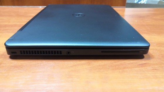 Б/в Нетбук Dell Latitude 12 E5250 Intel Core i5-5300U / 8 Гб / SSD 128 Гб / Клас А