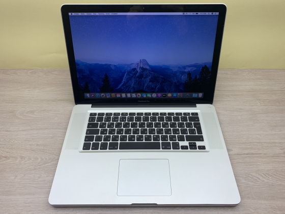 Б/в Ноутбук Apple MacBook Pro A1286 2012 / Intel Core i7-3615QM / 8 Гб / 240 Гб / Клас B