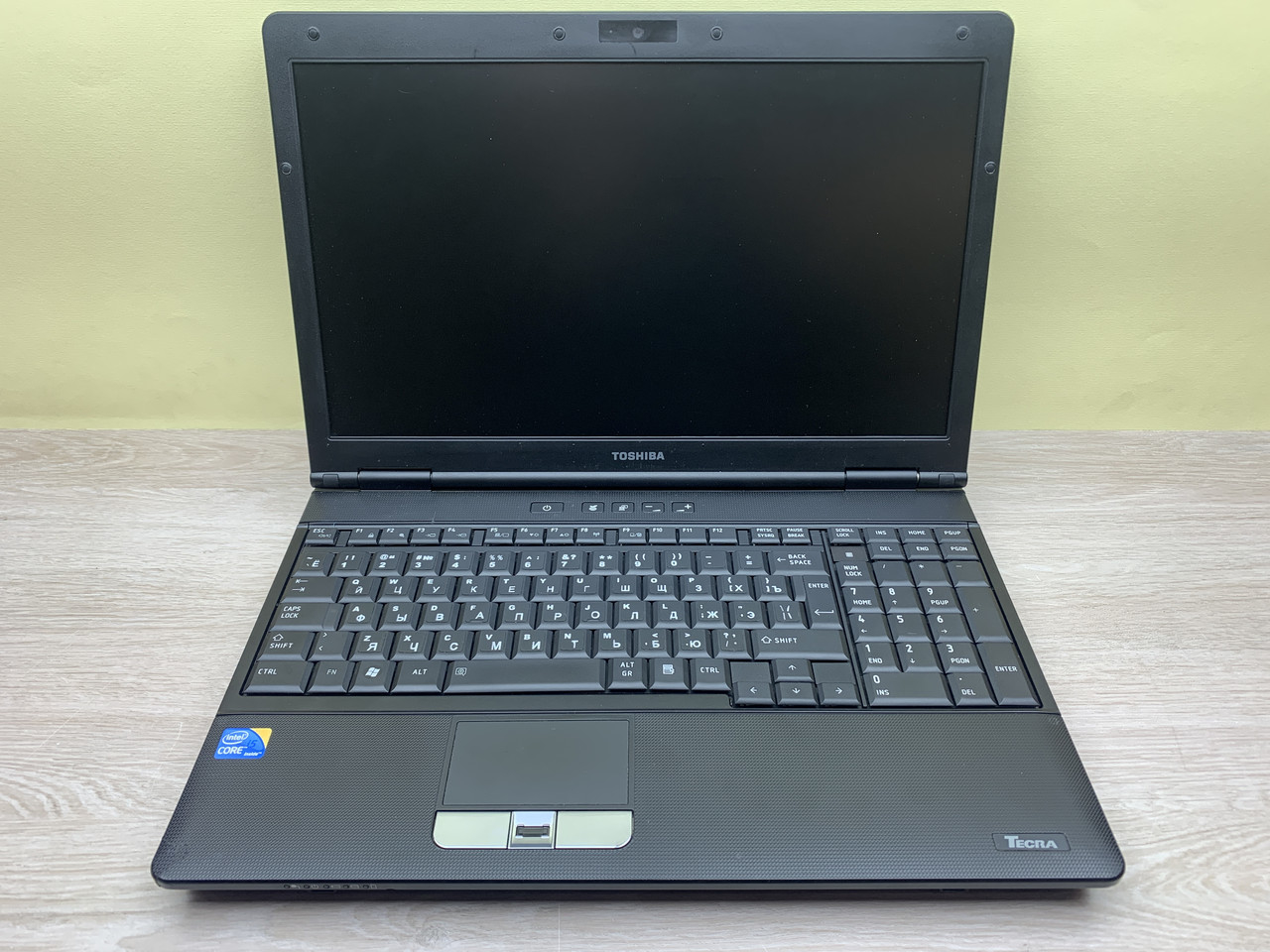 Б/в Ноутбук Toshiba Tecra A11 / Intel Core i5 (1 покоління) / 4 Гб / 120 Гб / Клас B