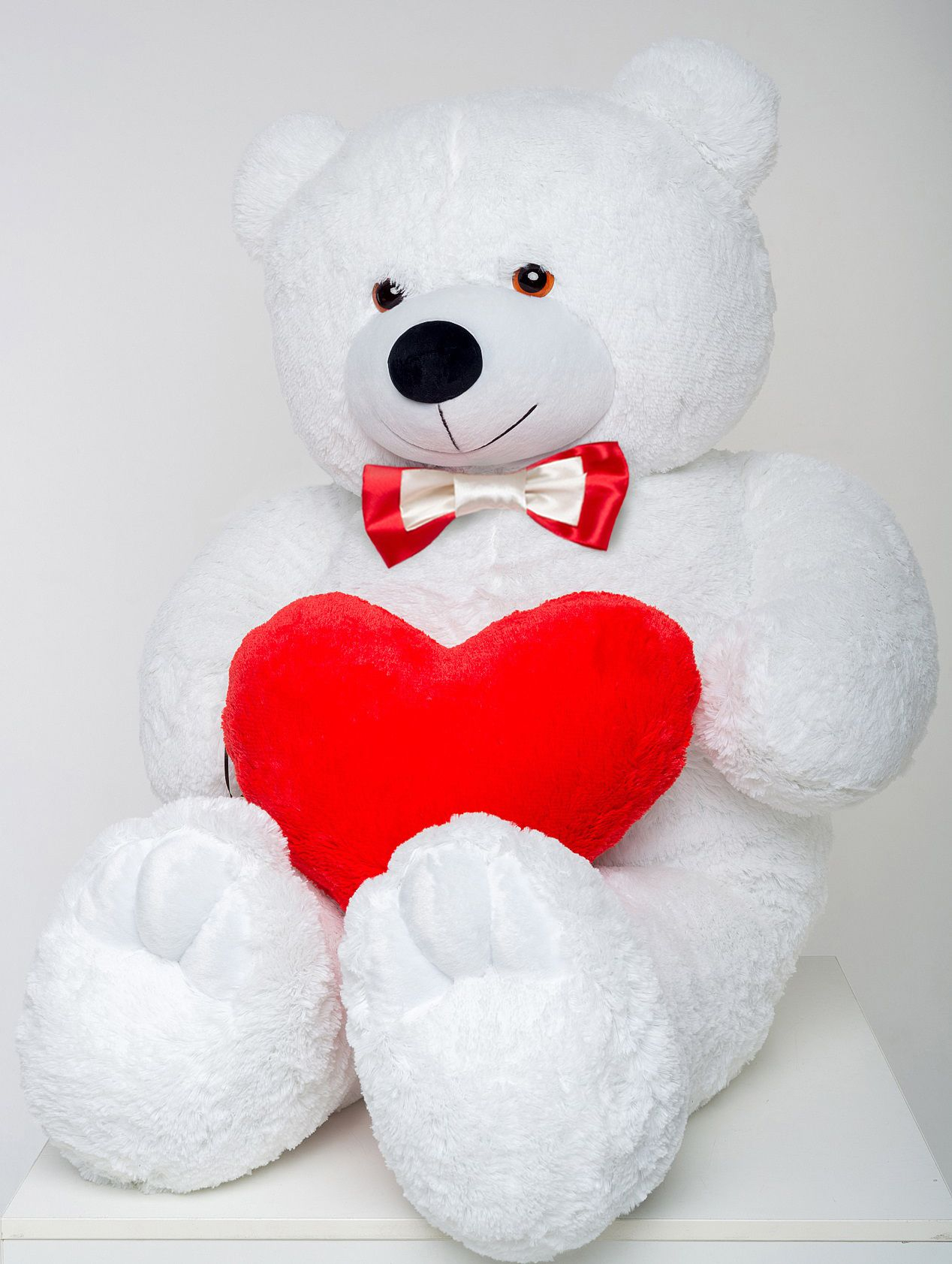 Ведмідь з серцем Mister Medved Білий 160 см