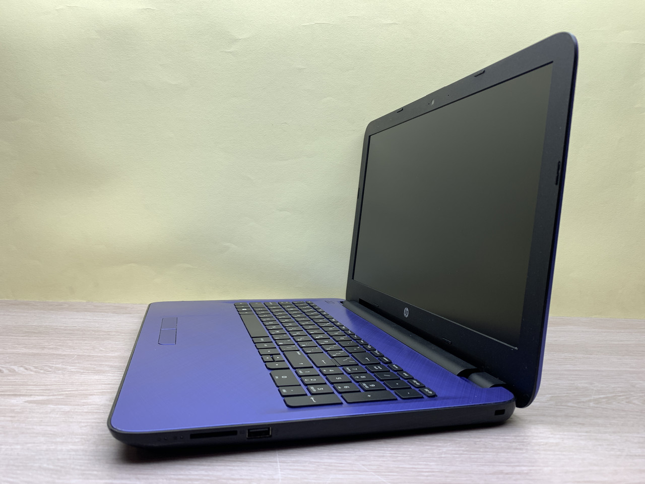 Б/в Ноутбук HP 15-ac649 / Intel Core i5-6200U / 8 Гб / 1 Тб / Клас B