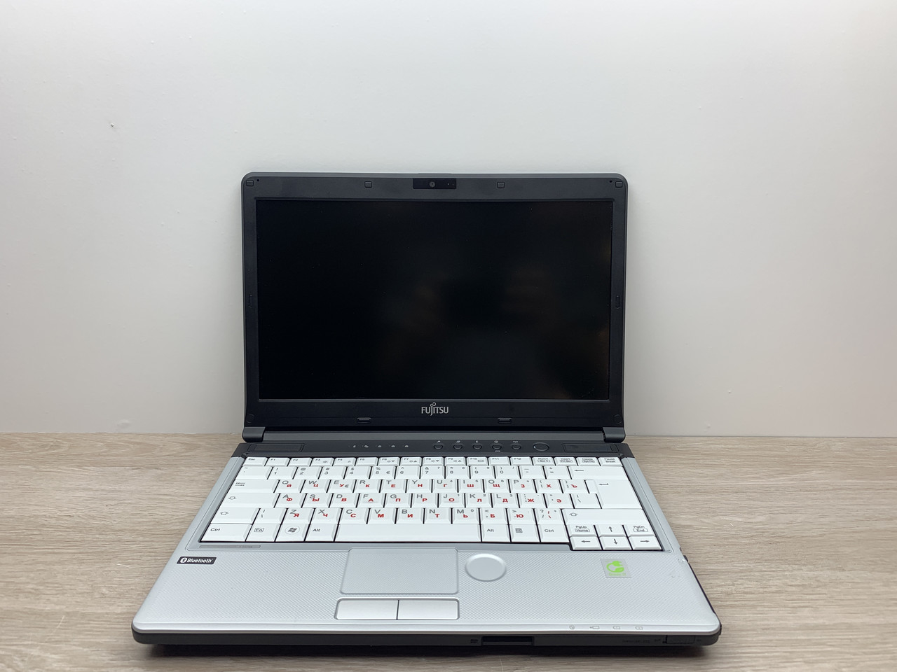 Б/в Ноутбук Fujitsu Lifebook S761 / Intel Core i3-2370M / 4 Гб / 120 Гб / Клас B