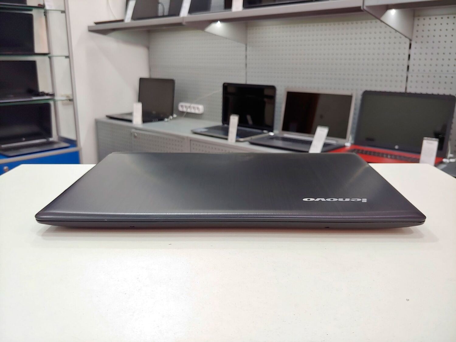 Б/в Ноутбук Lenovo IdeaPad 500s-14ISK Intel Core i7-6500U / 8 Гб / SSD 256 Гб / Клас А