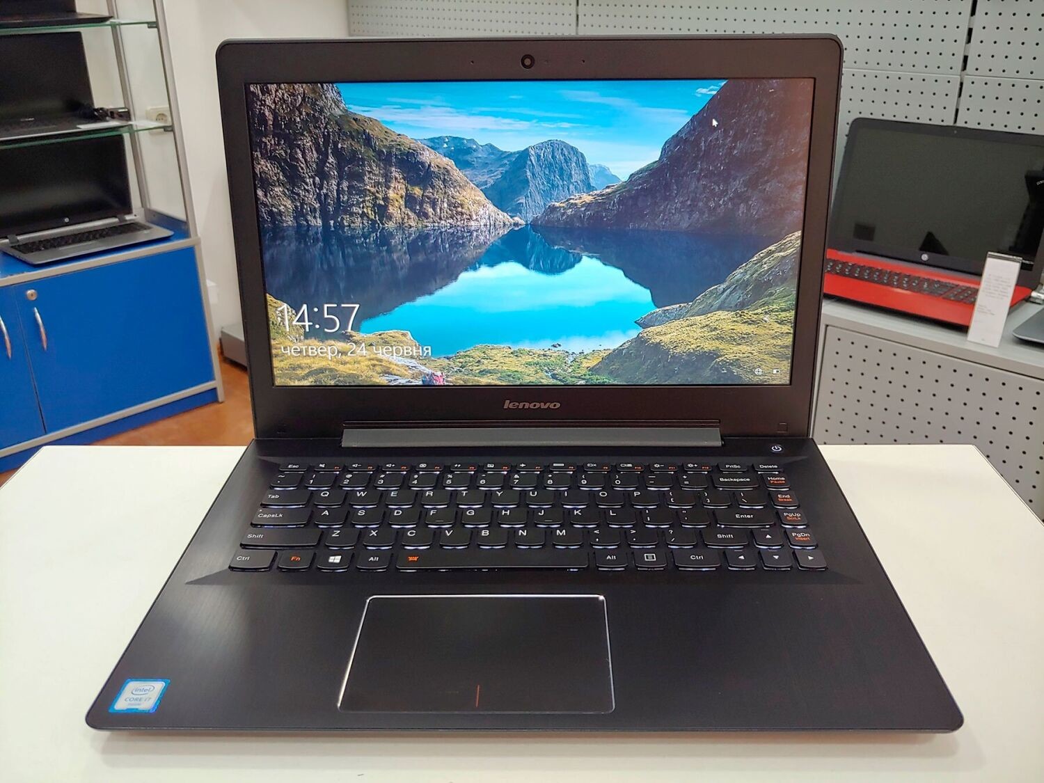 Б/в Ноутбук Lenovo IdeaPad 500s-14ISK Intel Core i7-6500U / 8 Гб / SSD 256 Гб / Клас А