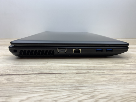 Б/в Ноутбук Lenovo IdeaPad G585 AMD E1-1200 / 4 Гб / SSD 120 Гб / Клас А