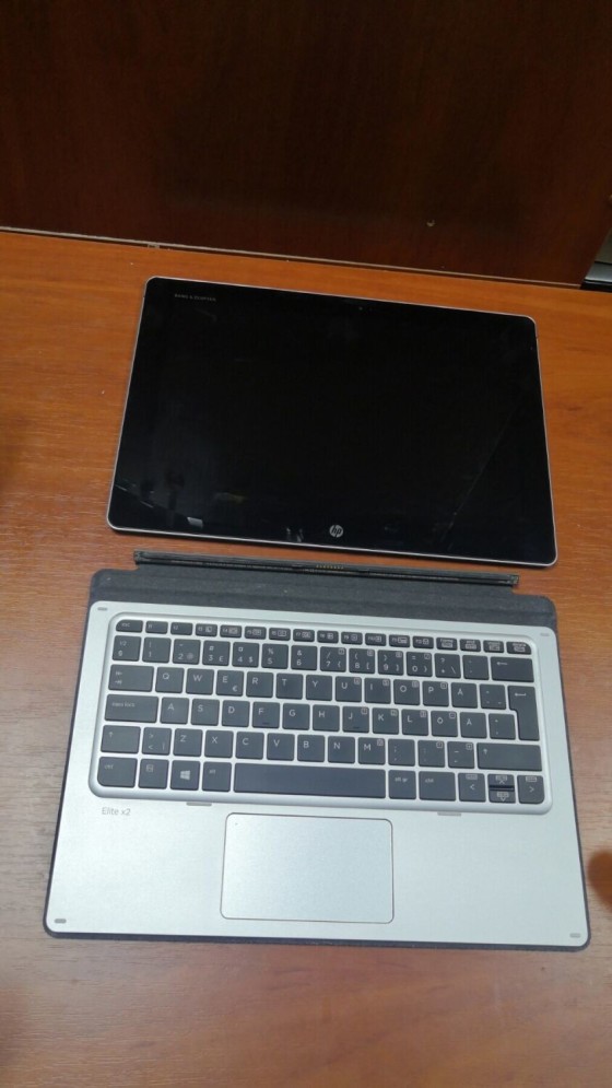 Б/в Ноутбук-трансформер HP Elite x2 1012 Intel Core m5-6Y54 / 8 Гб / SSD 256 Гб / Клас А