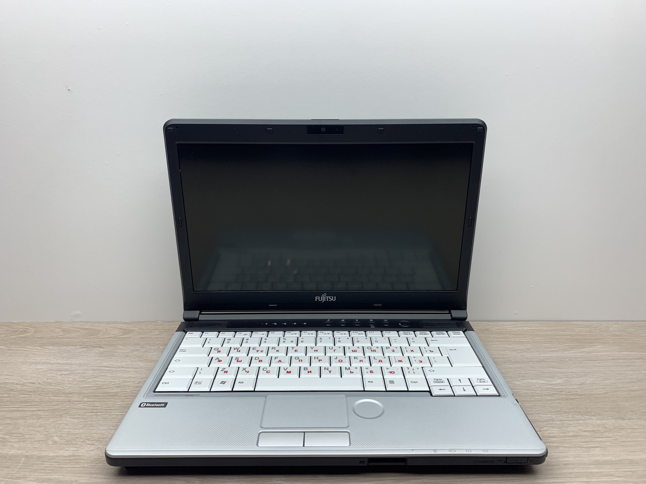 Б/в Ноутбук Fujitsu Lifebook S761 / Intel Core i3-2310M / 4 Гб / 120 Гб / Клас A