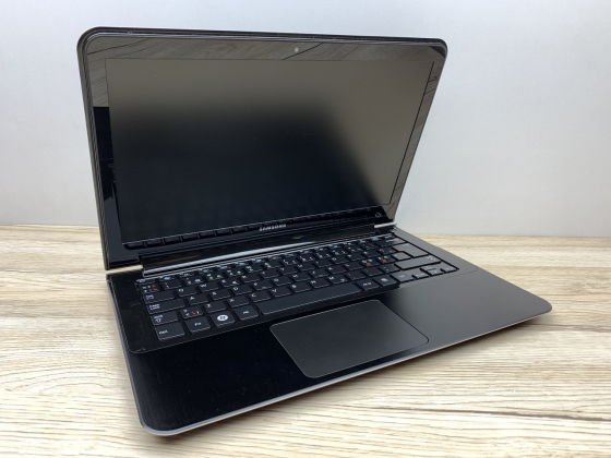 Б/в Ноутбук Samsung NP900X4D Intel Core i5-2537M / 4 Гб / SSD 120 Гб / Клас А