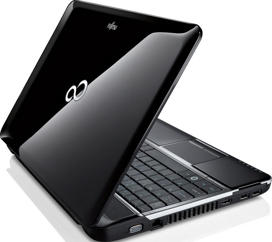 Б/в Ноутбук Fujitsu LIFEBOOK A512 Intel Core i3-3110M / 4 Гб / HDD 500 Гб / Клас B