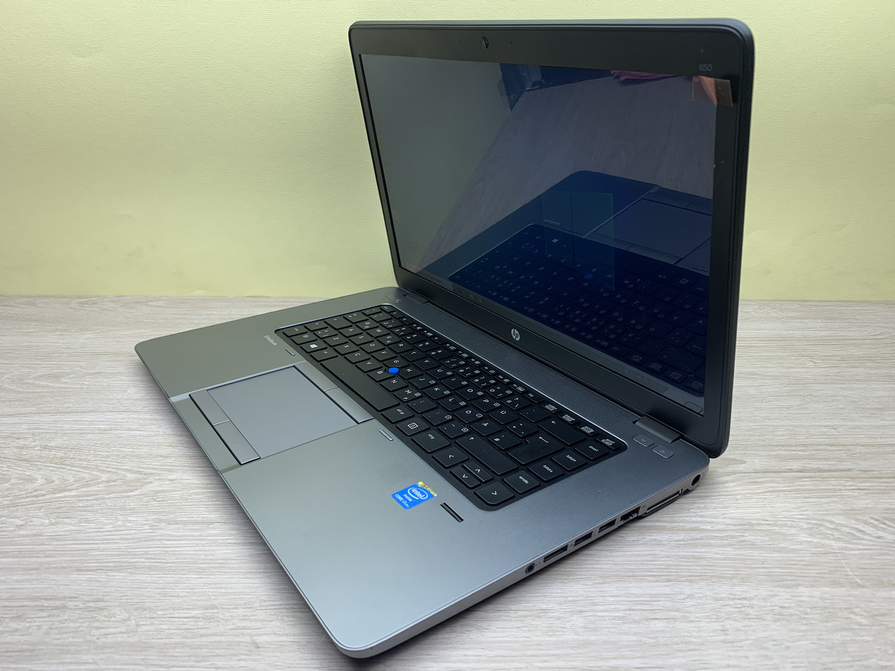 Б/в Ноутбук HP Elitebook 850 G1 / Intel Core i7-4600U / 8 Гб / Клас A