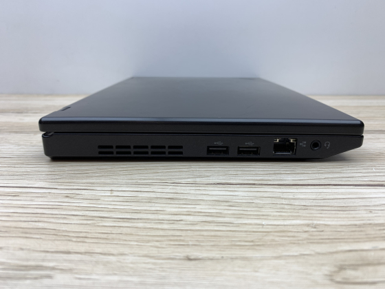 Б/в Ноутбук Lenovo ThinkPad X100e AMD Athlon Neo MV-40 / 4 Гб / SSD 120 Гб / Клас В (не працює батарея)