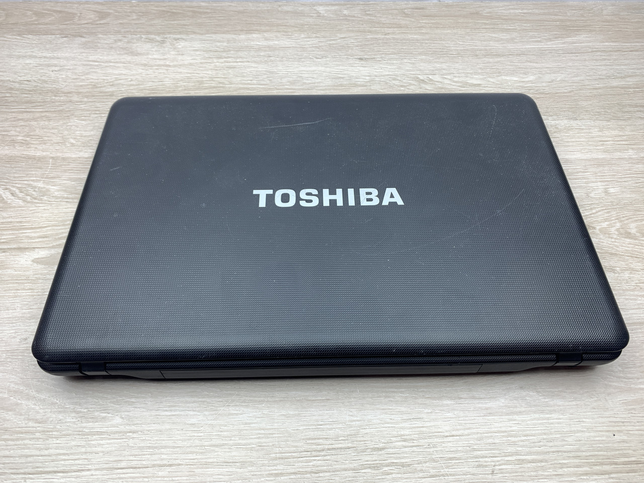 Б/в Ноутбук Toshiba C660 AMD E-350 / 4 Гб / SSD 120 Гб / Клас B