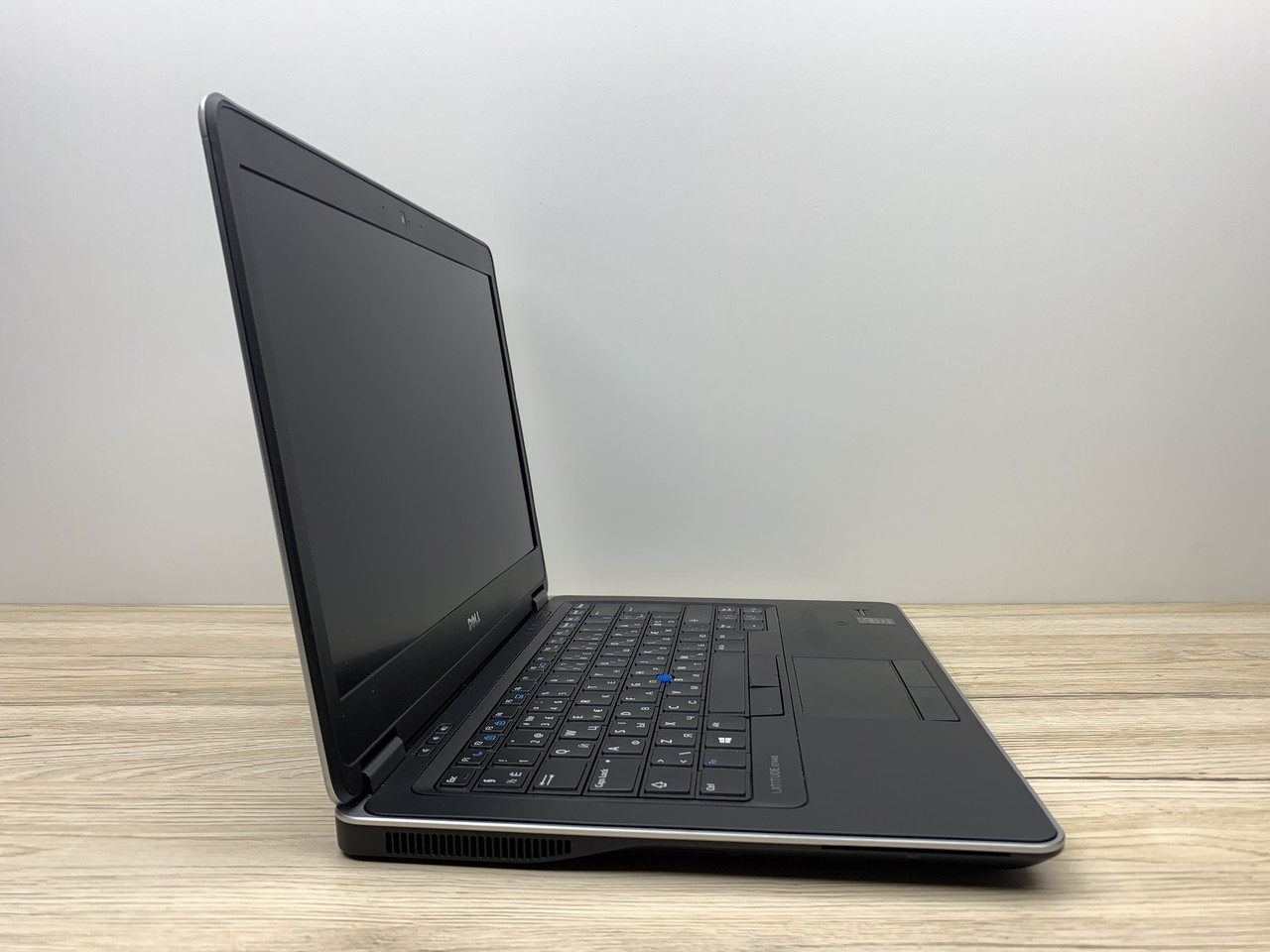 Б/в Ноутбук Dell Latitude E7440 / Intel Core i5-4310U / 8 Гб / SSD 240 Гб / Клас B