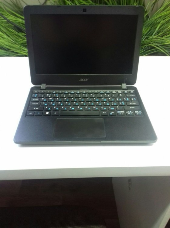 Б/в Ноутбук Acer Travelmate B117 Intel Celeron N3160 / 4 Гб / SSD 120 Гб / Клас В