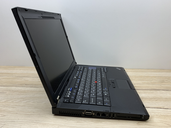 Б/в Ноутбук Lenovo ThinkPad T400 Intel Core 2 Duo P8400 / 4 Гб / SSD 120 Гб / Клас B