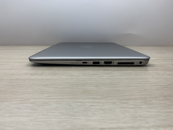 Б/в Ноутбук HP EliteBook Folio 1040 G3 / Intel Core i5-6300U / SSD 8 Гб / Клас A