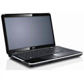 Б/в Ноутбук Fujitsu LIFEBOOK AH531 / Intel Core i5-2410M / 4 Гб / HDD 320 Гб / Клас B