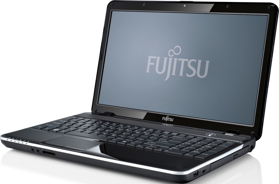 Б/в Ноутбук Fujitsu LIFEBOOK AH531 / Intel Core i5-2410M / 4 Гб / HDD 320 Гб / Клас B