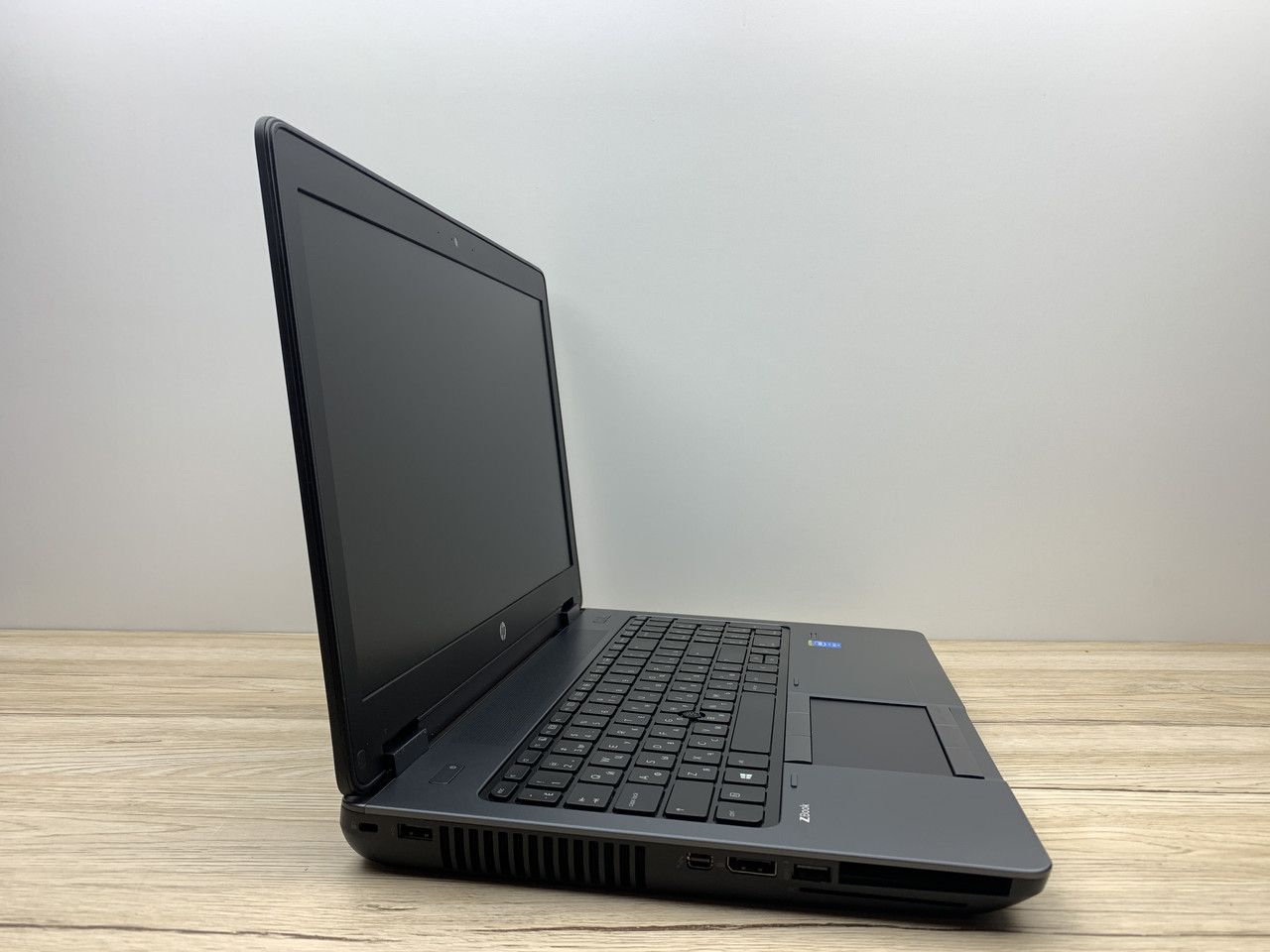 Б/в Ноутбук HP ZBook15 / Intel Core i7-4600M /  8 Гб / SSD 120 + HDD 500 Гб / Клас B