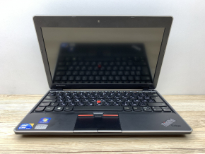 Б/в Ноутбук Lenovo ThinkPad Edge Intel Core i3-380UM / 4 Гб / SSD 120 Гб / Клас В