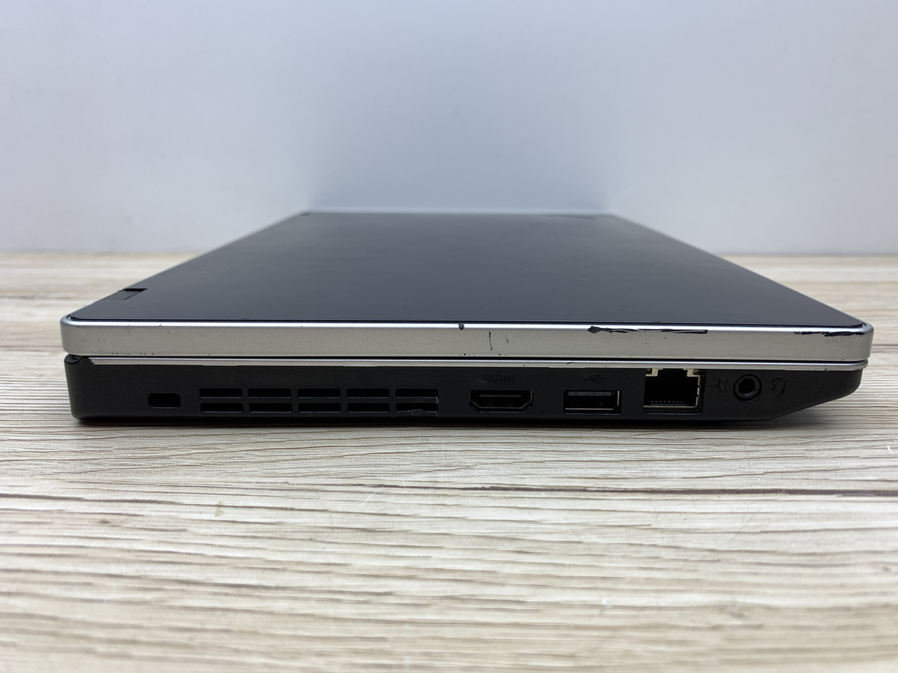 Б/в Ноутбук Lenovo ThinkPad Edge Intel Core i3-380UM / 4 Гб / SSD 120 Гб / Клас В