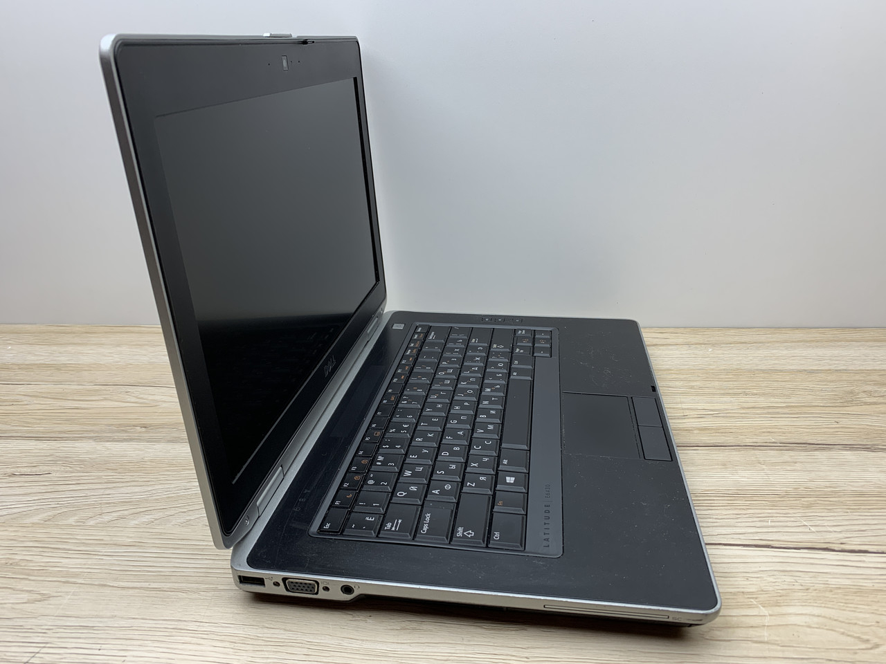 Б/в Ноутбук Dell Latitude E6430 Intel Core i5-3210M / 8 Гб / SSD 120 Гб / Клас В