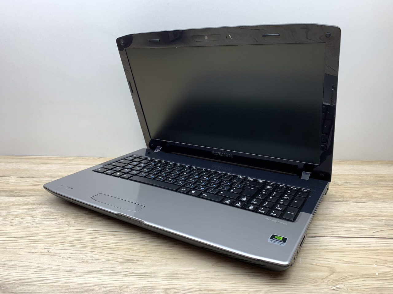 Б/в Ноутбук Medion Akoya MD98760 Intel Core i3-2330M / 4 Гб / SSD 120 Гб / Клас В