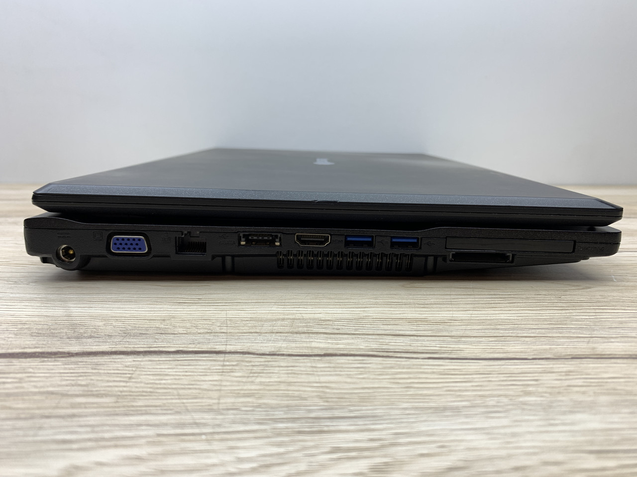 Б/в Ноутбук Terra Mobile 1540 Intel Core i5-2450M / 4 Гб / SSD 120 Гб / Клас А