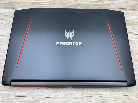 Б/в Ноутбук Acer Predator 300 Intel Core i7-8750H / 8 Гб / SSD 240 Гб / Клас A