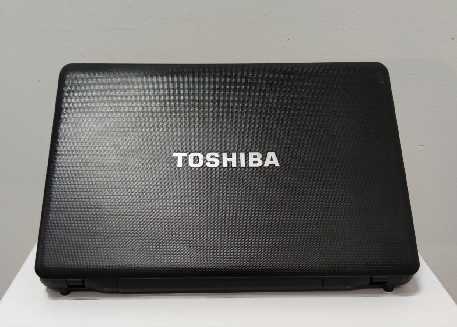 Б/в Ноутбук Toshiba Satellite Pro C660-2KL Intel Core i3-380M / 4 Гб / HDD 160 Гб / Клас А