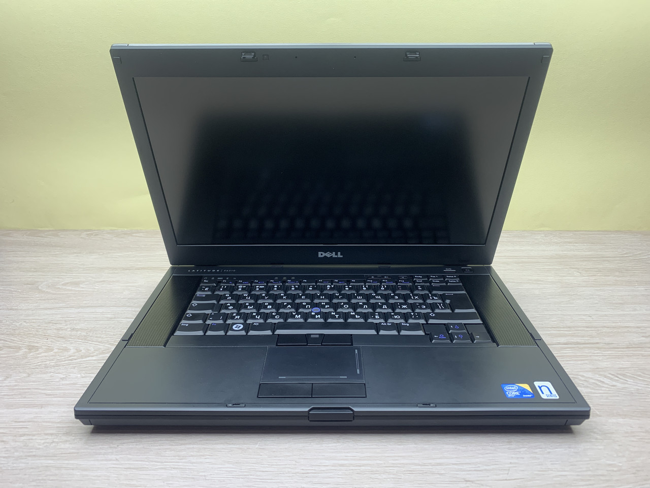 Б/в Ноутбук Dell Latitude E6510 / Intel Core i5 (1 покоління) / 4 Гб / 120 Гб / Клас B