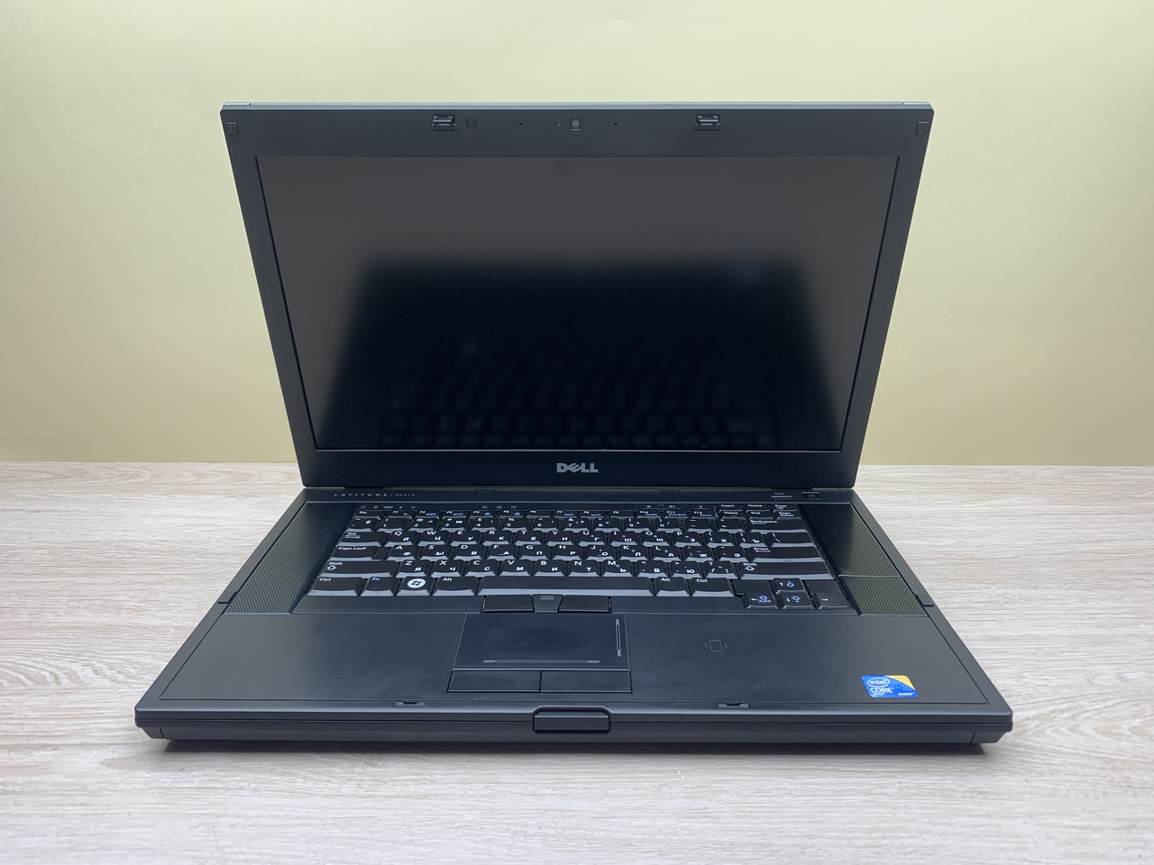 Б/в Ноутбук Dell Latitude E6510 / Intel Core i5 (1 покоління) / 8 Гб / 120 Гб / Клас B