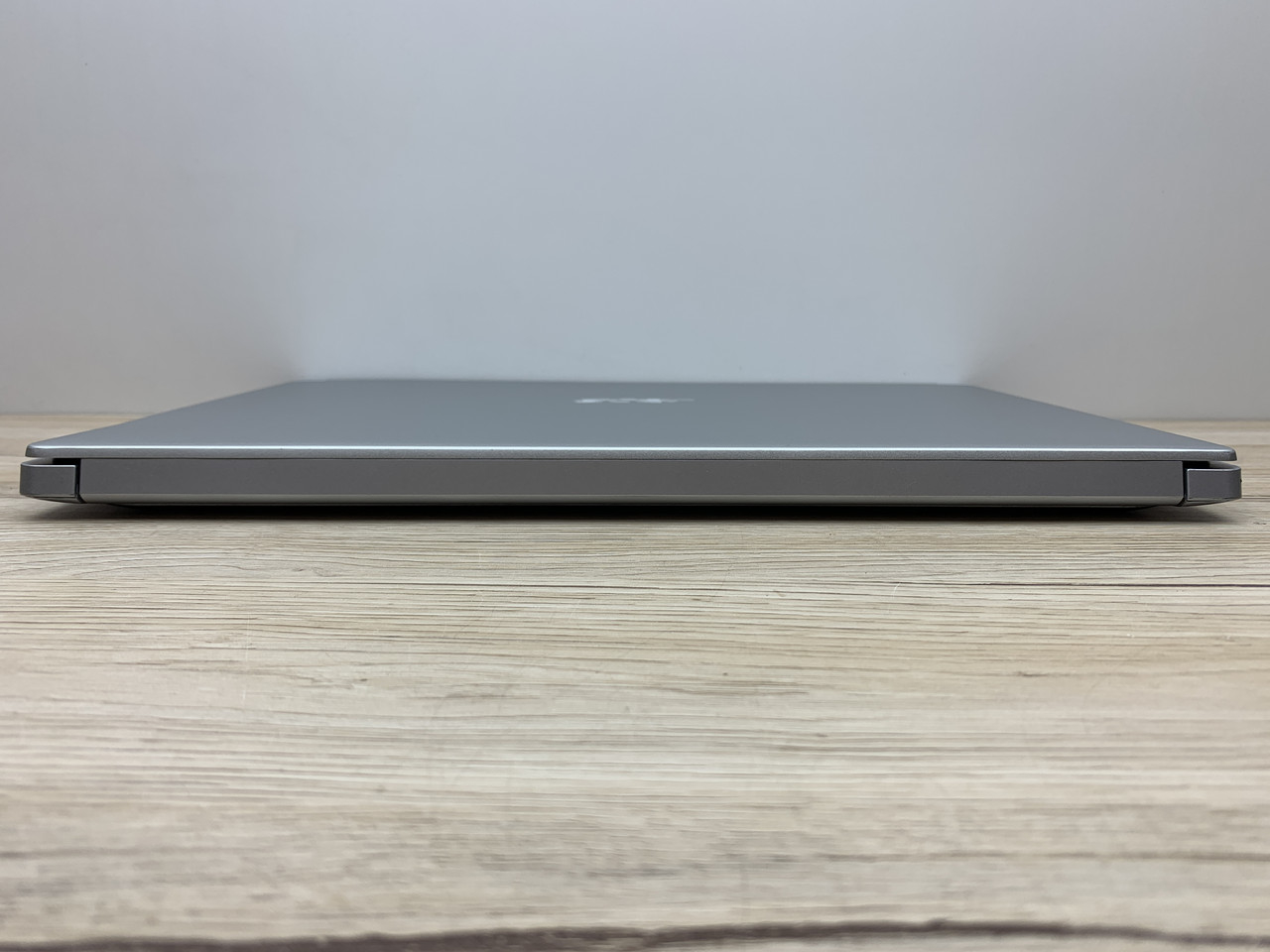 Б/в Ноутбук Acer Aspire A515-54 Intel Core i5-8265U / 8 Гб / SSD 240 Гб / Клас А