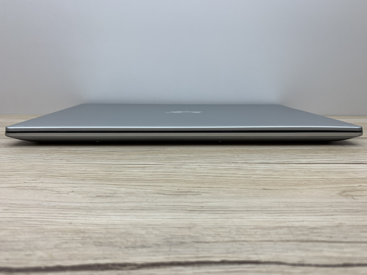 Б/в Ноутбук Acer Aspire A515-54 Intel Core i5-8265U / 8 Гб / SSD 240 Гб / Клас А