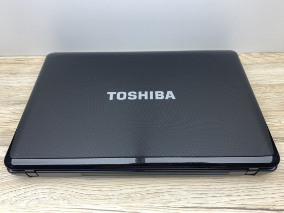 Б/в Ноутбук Toshiba L655-1H2 / Intel Core i3-380M / 4 Гб / SSD 120 Гб / Клас B