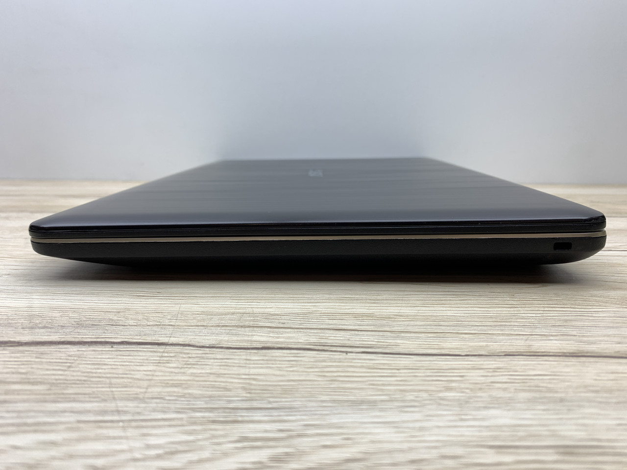 Б/в Ноутбук Asus R540N Intel Pentium N4200 / 4 Гб / SSD 120 Гб / Клас В