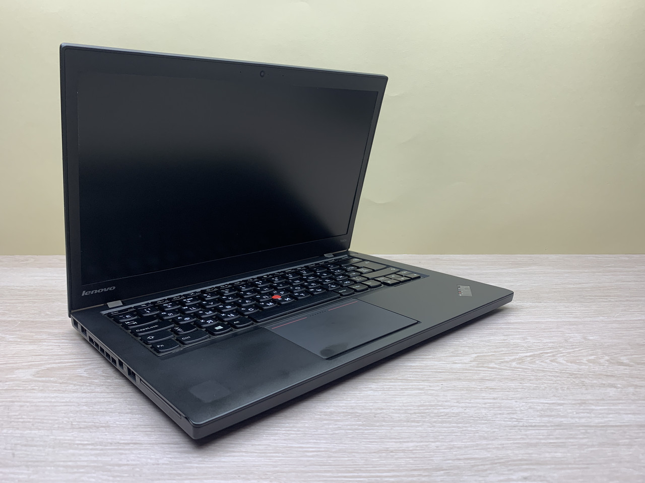 Б/в Ноутбук Lenovo Thinkpad T440s / Intel Core i7 (4 покоління) / 8 Гб / 240 Гб / Клас B